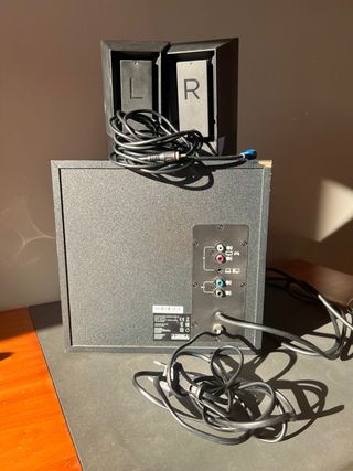 Altavoz con baffle incluido