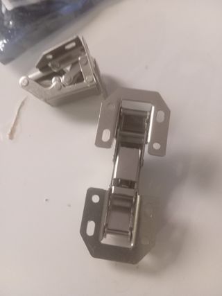 Bisagras de superficie