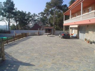 Chalet en venta en Olesa de Bonesvalls
