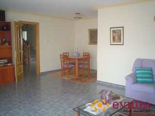 Chalet en venta en Olesa de Bonesvalls