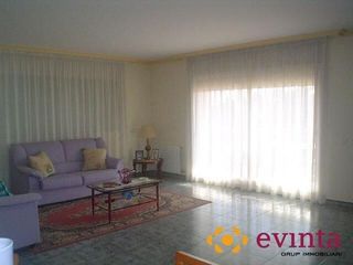 Chalet en venta en Olesa de Bonesvalls