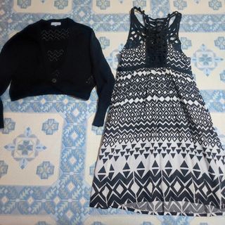 Vestido midi negro y blanco talla M