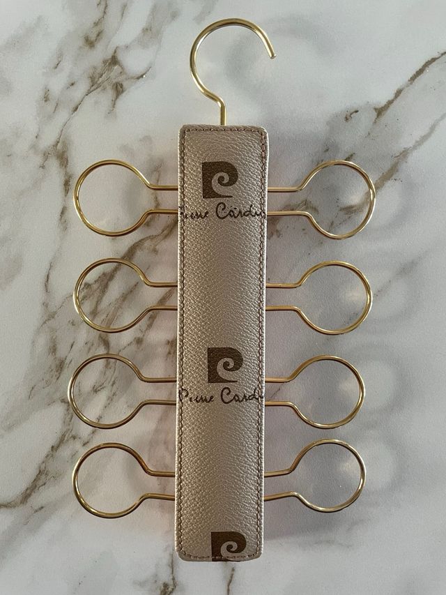 Perchero de viaje para fulares Pierre Cardin