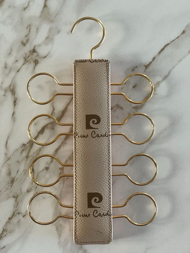 Perchero de viaje para fulares Pierre Cardin