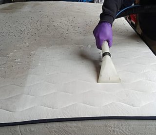 Limpieza de Sofás y Colchones