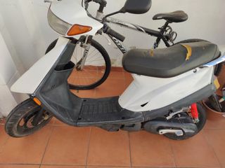 Yamaha Jog r antigua