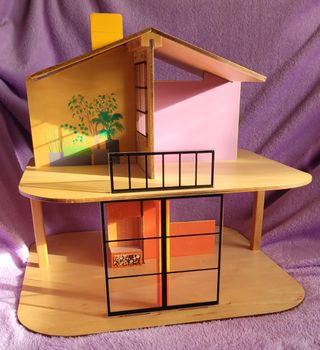 Vendo casa muñecas con accesorios