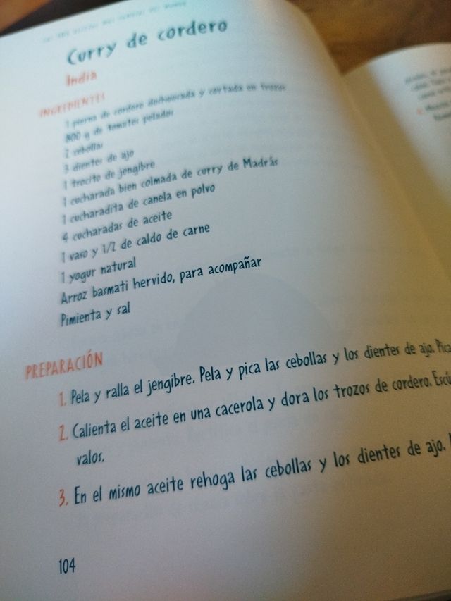 Las 105 recetas más famosas del mundo: Tiramisú, pollo tandoori, brownies, paella, sushi? y muchos más (Cocina) (Spanish Edition)