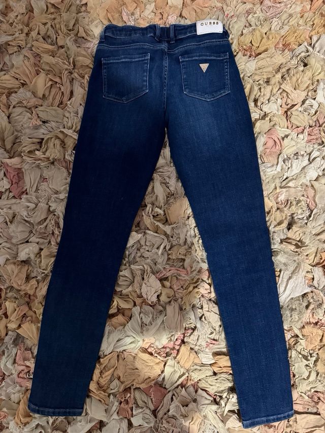 Pantalon vaquero Guess