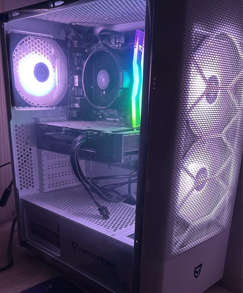 PC GAMING RTX 4060 RYZEN 5