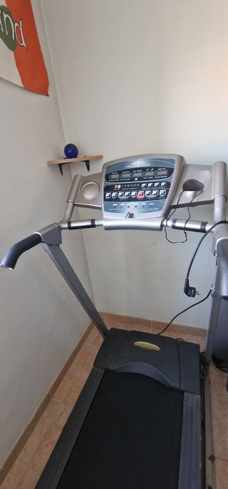 Vendo cinta de correr marca BH 