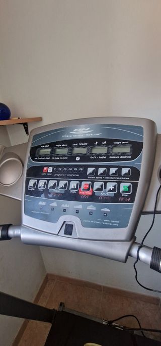 Vendo cinta de correr marca BH 