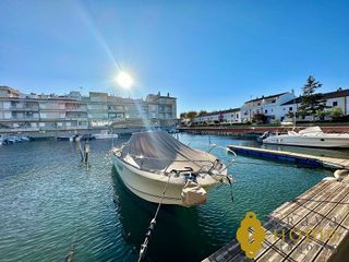 Casa adosada en venta en Empuriabrava en Castelló d´Empúries