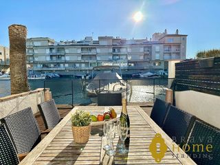 Casa adosada en venta en Empuriabrava en Castelló d´Empúries