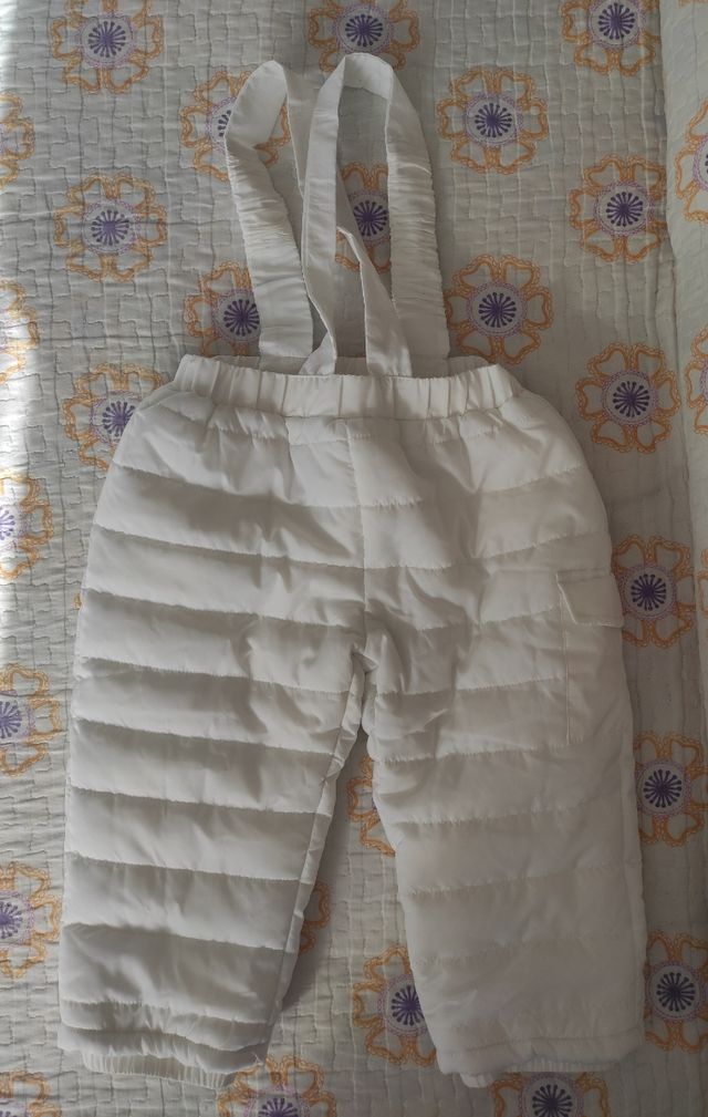 Pantalón nieve blanco con tirantes 23 meses