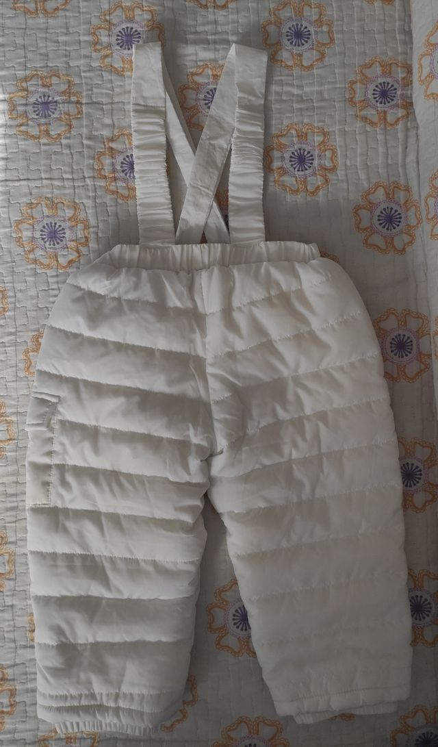 Pantalón nieve blanco con tirantes 23 meses