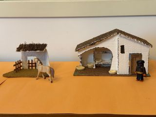 Casa y establo belen Playmobil
