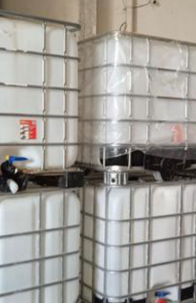 Bidones de 1000 litros para regar