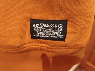 SUDADERA LEVIS TALLA S