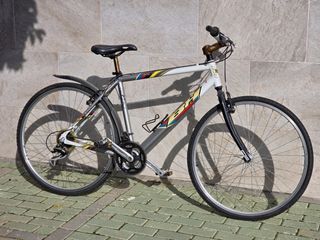 Bicicleta BH 551 