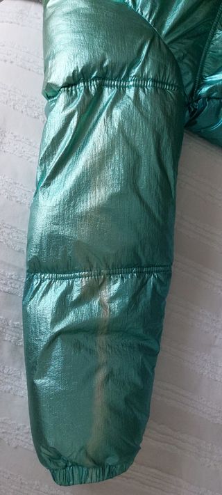 Cazadora acolchada metalizada