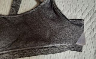 VENDO TOP DEPORTIVO DOONE TALLA S