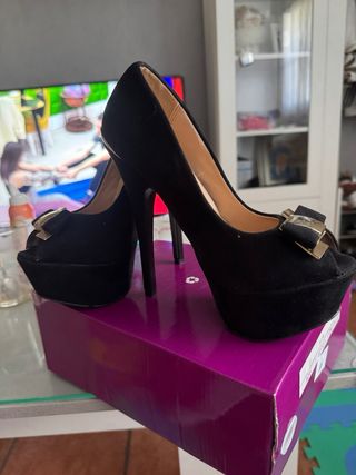 Zapatos negros