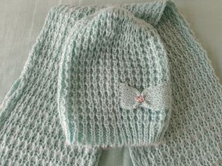 Conjunto bufanda y gorro verde claro