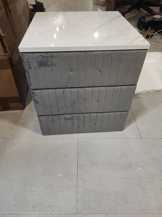 Mesita de diseño con marmol nueva