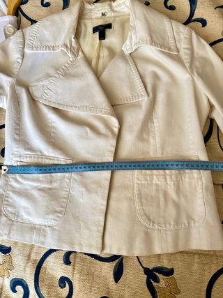 Chaqueta blanca de Mango