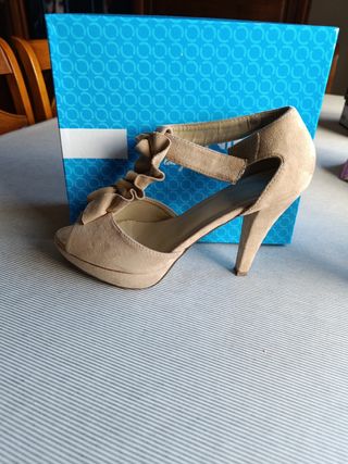 Zapatos vestir mujer beige