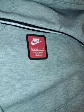 Sudadera Nike Tech gris Talla L Niño