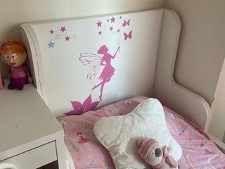 Cama infantil extensible modelo BUSUNGE de Ikea. 