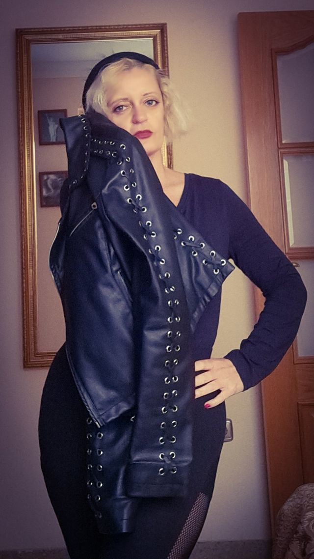 Cazadora de cuero tipo Biker negra