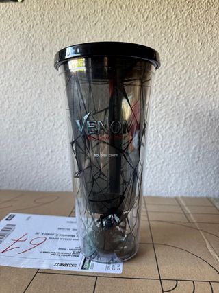 Pack Venom vaso promocional y cubo promocional