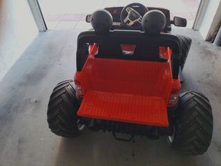 Coche eléctrico niño