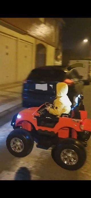 Coche eléctrico niño