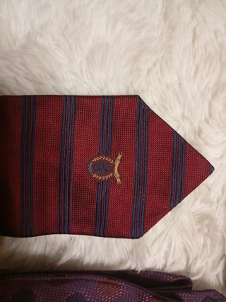 Corbatas diversas marcas