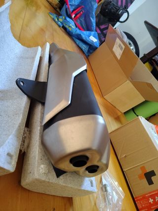 Escape de serie Honda CBR 500R