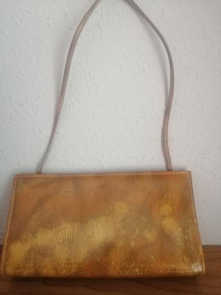 Zapatos y bolso a juego