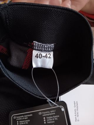 Cubrecalcetines para moto