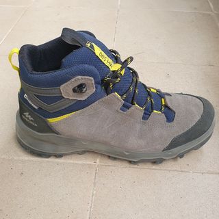 Botas de montaña y senderismo mh 500
