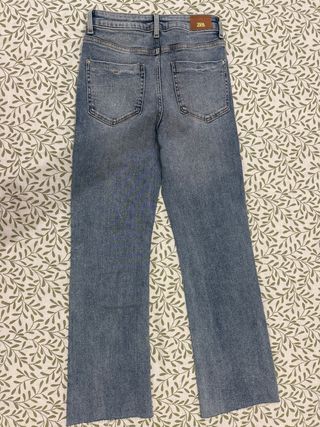 Pantalón vaquero Zara
