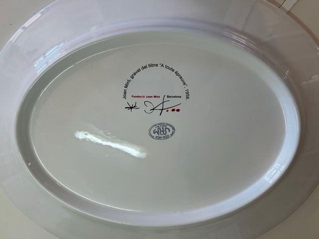 Vajilla plato o fuente Fundación Miró