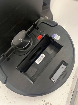ECOVACS DEEBOT OZMO T8 AIVI