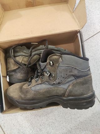 Botas de montaña niño