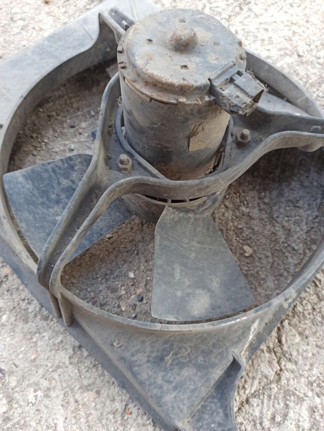 Opel Kadett - Canalizador electroventilador