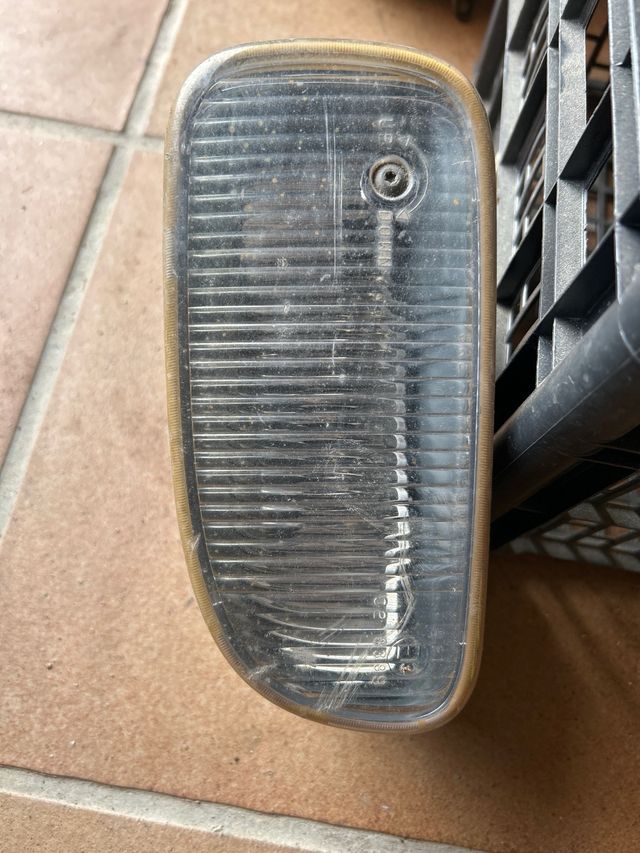 Antiniebla izquierda de jeep cherokee