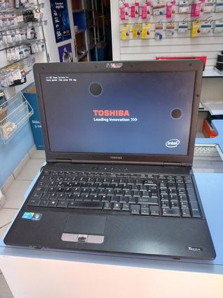 Portátil TOSHIBA TECRA A11-11G (ROTO)
