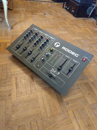 Mesa de mezclas Rodec bx 14 nueva